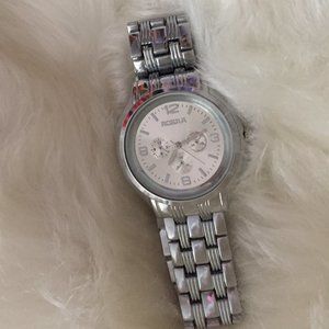 NEW Unisex Silver Watch